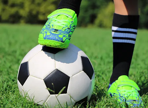 実践的なトレーニングメニュー + GKに必要な動作作り